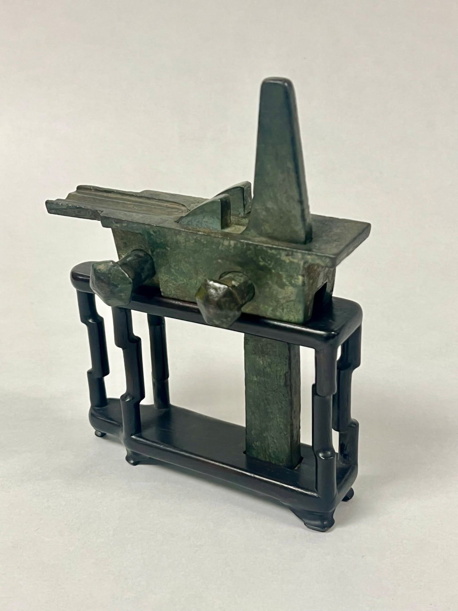 Bronze crossbow trigger mechanism, Han dynasty (206 BCE–220 CE)