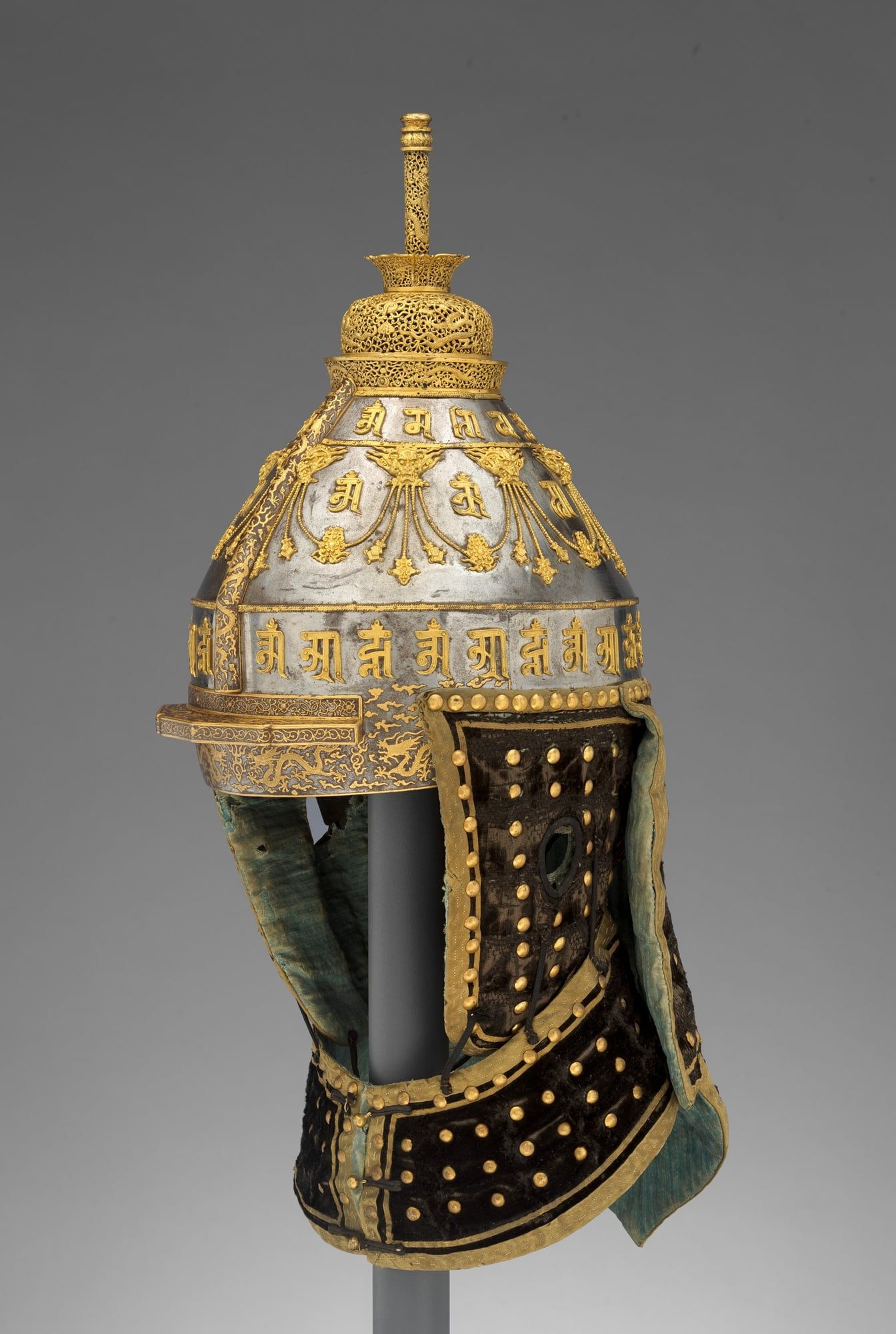 Qing ceremonial helmet, mid-18th century
